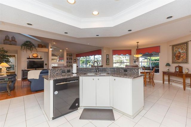 9108 CANBERLEY DRIVE, Tampa, FL 33647