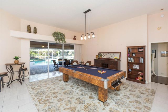 9108 CANBERLEY DRIVE, Tampa, FL 33647