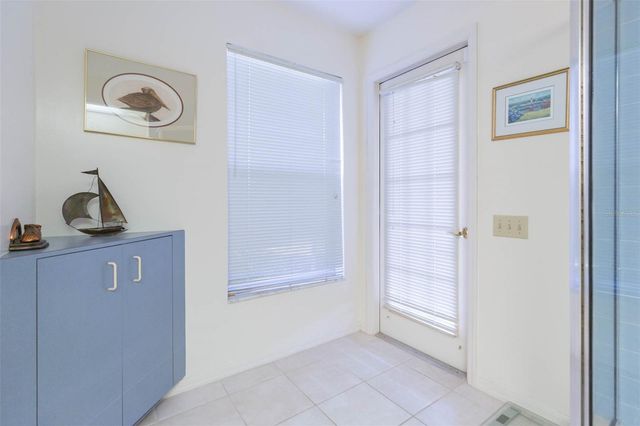 9108 CANBERLEY DRIVE, Tampa, FL 33647