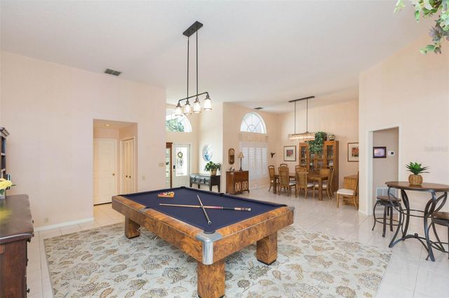 9108 CANBERLEY DRIVE, Tampa, FL 33647