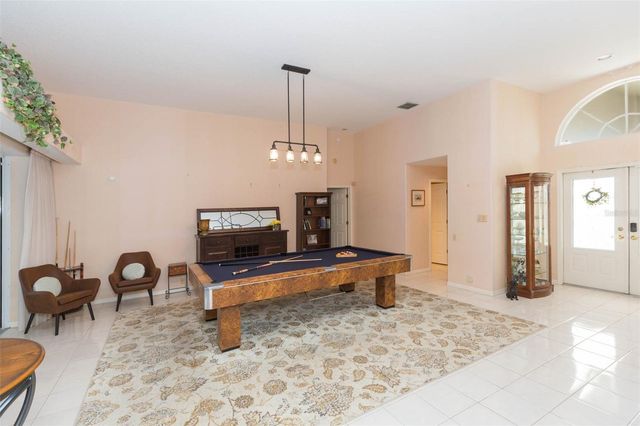 9108 CANBERLEY DRIVE, Tampa, FL 33647