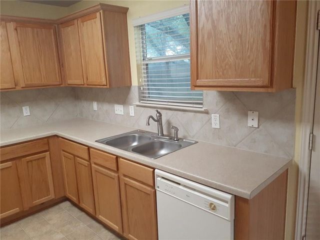 3725 Castle Rock DR, Round Rock, TX 78681
