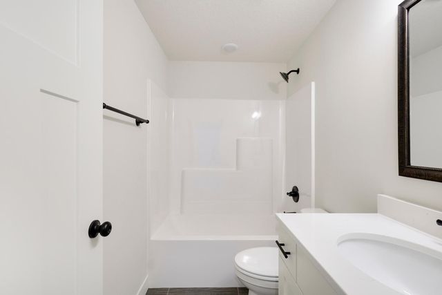 13702 Arrowhead Way, Rosemount, MN 55068