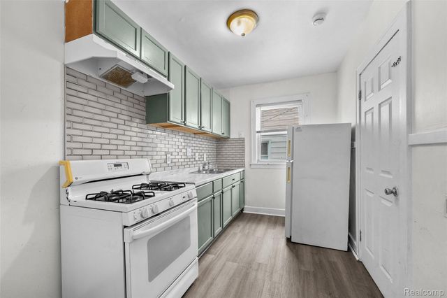 6406 Payne Avenue, Dearborn, MI 48126