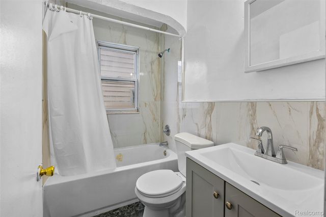 6406 Payne Avenue, Dearborn, MI 48126