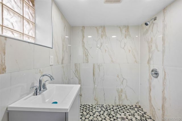 6406 Payne Avenue, Dearborn, MI 48126