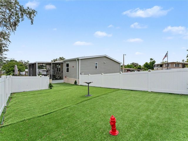 12532 FAIRWAY AVENUE, Brooksville, FL 34613