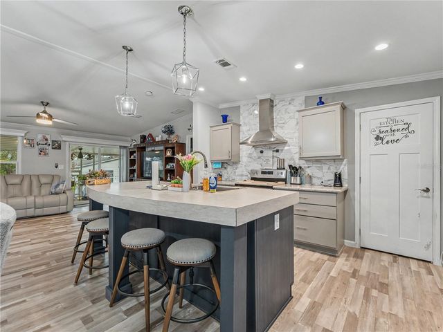 12532 FAIRWAY AVENUE, Brooksville, FL 34613