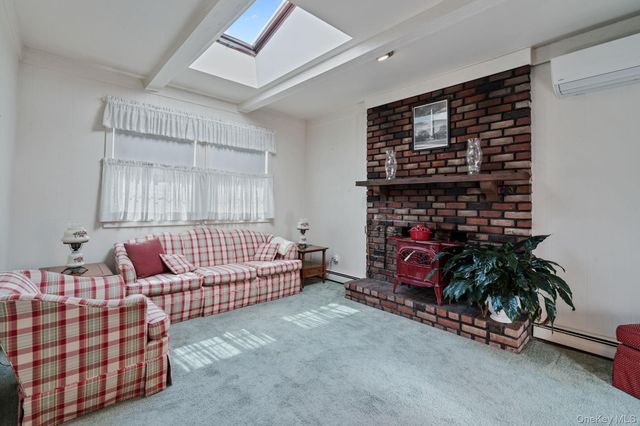 29 Summit Avenue, Lynbrook, NY 11563