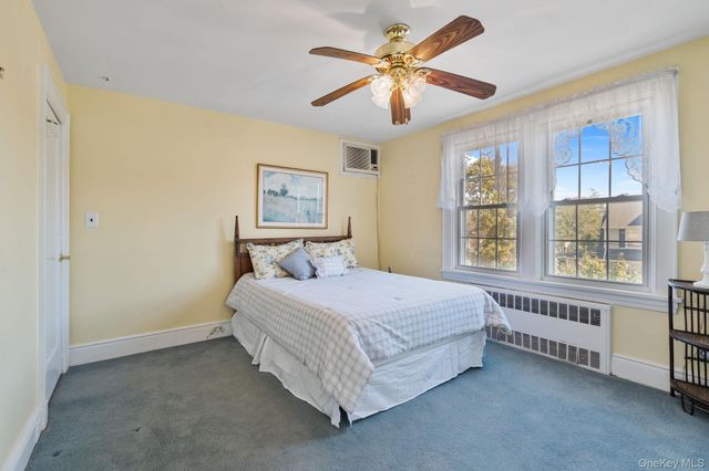 29 Summit Avenue, Lynbrook, NY 11563