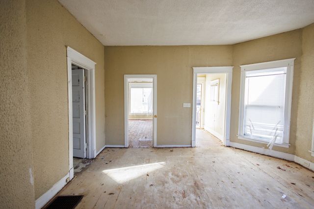 427 S Chicago Avenue, Kankakee, IL 60901