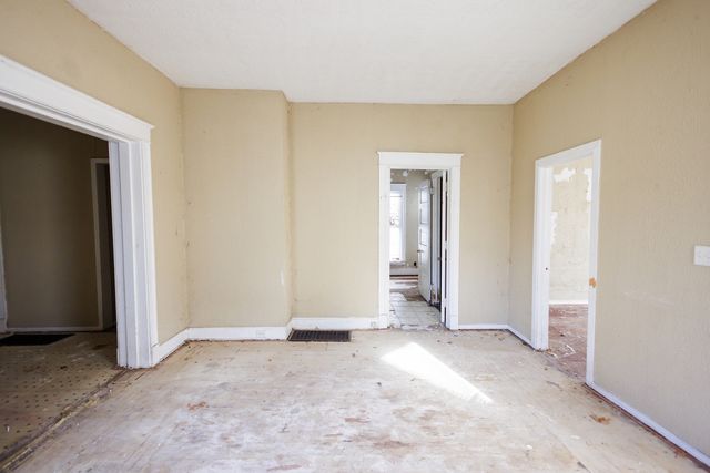 427 S Chicago Avenue, Kankakee, IL 60901