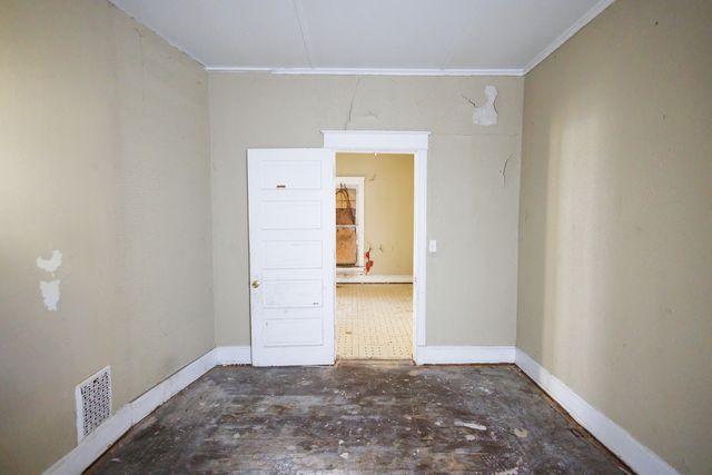 427 S Chicago Avenue, Kankakee, IL 60901