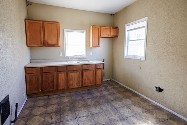 427 S Chicago Avenue, Kankakee, IL 60901