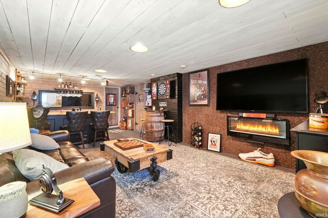 1756 Cherry Street, Huntington, IN 46750