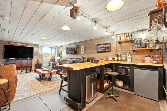 1756 Cherry Street, Huntington, IN 46750