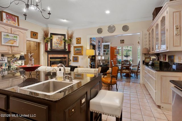 5111 Canton Heights Drive, Jackson, MS 39211