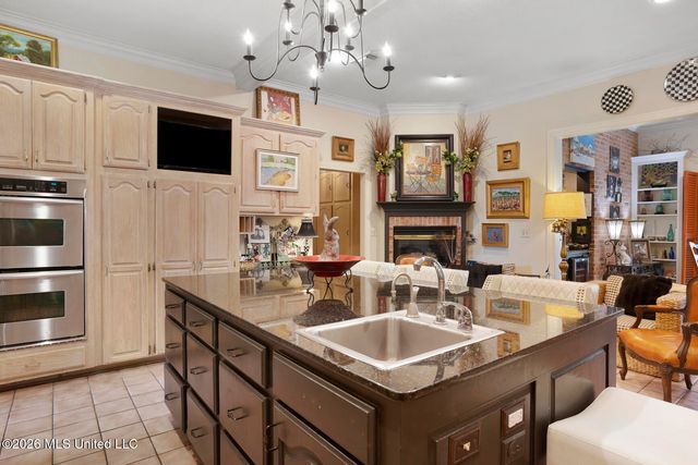 5111 Canton Heights Drive, Jackson, MS 39211