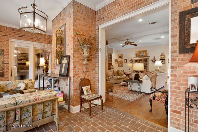 5111 Canton Heights Drive, Jackson, MS 39211