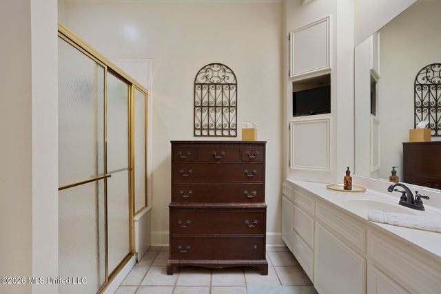 5111 Canton Heights Drive, Jackson, MS 39211