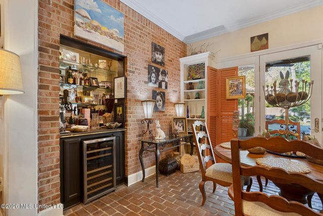 5111 Canton Heights Drive, Jackson, MS 39211