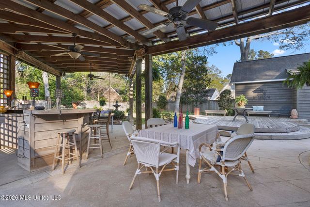 5111 Canton Heights Drive, Jackson, MS 39211