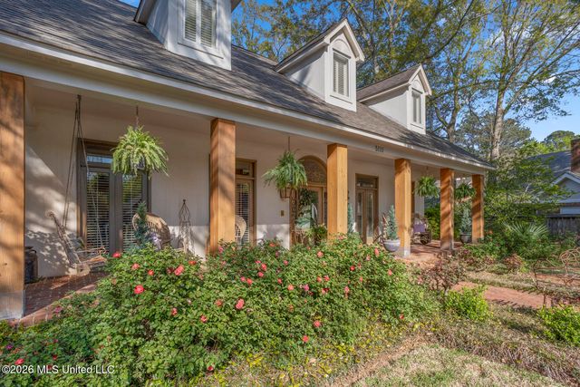 5111 Canton Heights Drive, Jackson, MS 39211