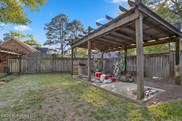 5111 Canton Heights Drive, Jackson, MS 39211