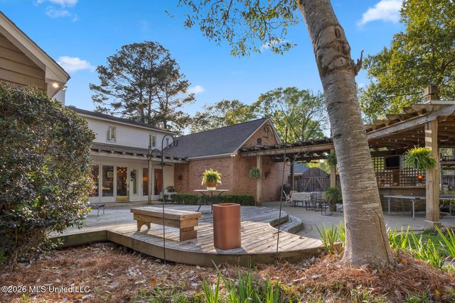 5111 Canton Heights Drive, Jackson, MS 39211