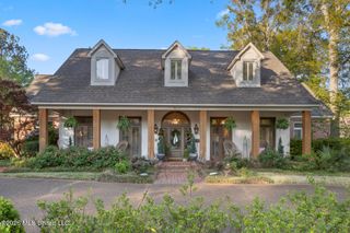 5111 Canton Heights Drive, Jackson, MS 39211