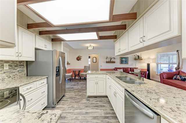 1768 BANYAN DRIVE, Venice, FL 34293