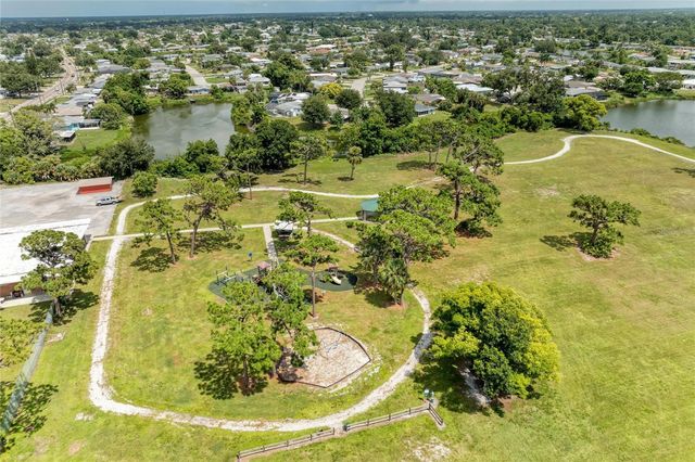 1768 BANYAN DRIVE, Venice, FL 34293
