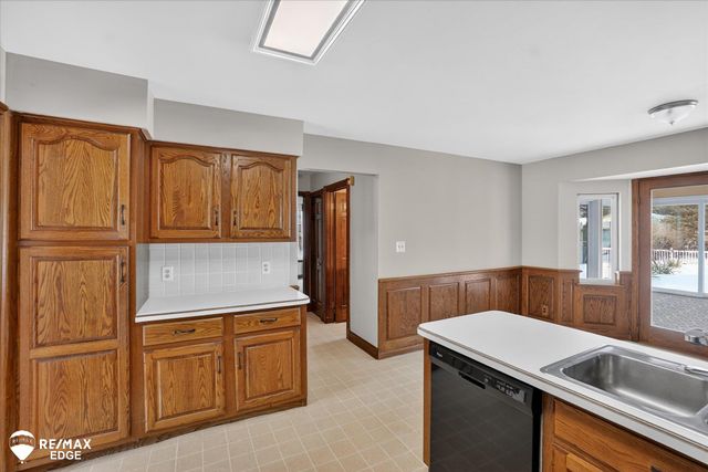 8454 Wesley Drive, Flushing Twp, MI 48433