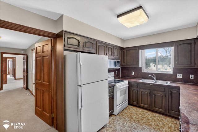 8454 Wesley Drive, Flushing Twp, MI 48433