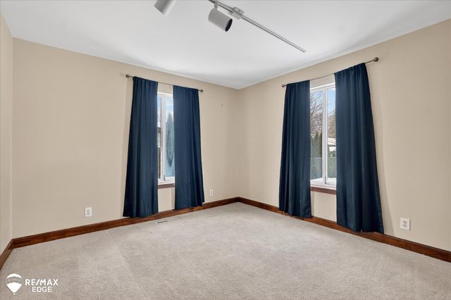 8454 Wesley Drive, Flushing Twp, MI 48433