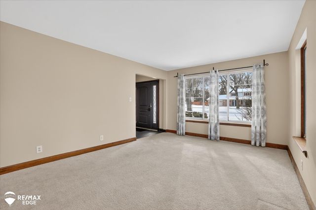 8454 Wesley Drive, Flushing Twp, MI 48433