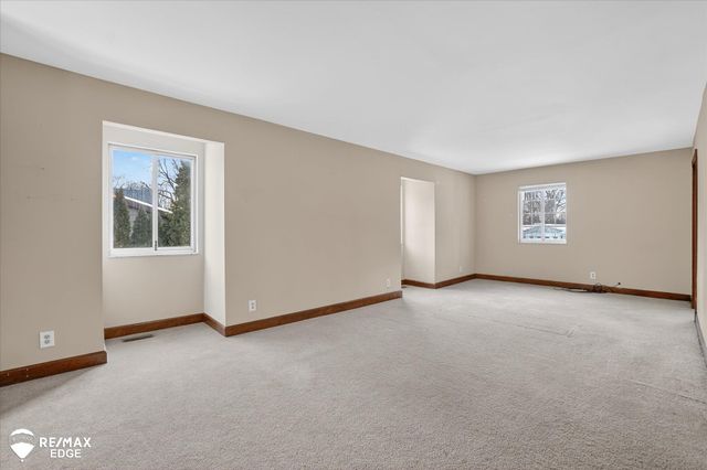 8454 Wesley Drive, Flushing Twp, MI 48433