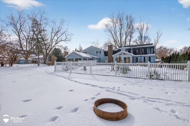 8454 Wesley Drive, Flushing Twp, MI 48433