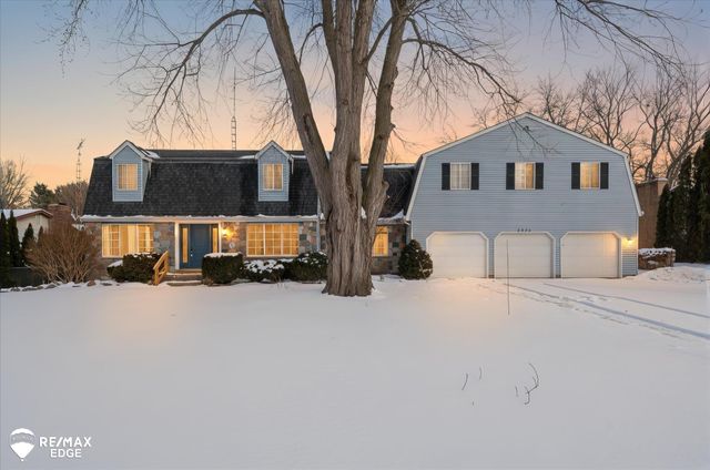 8454 Wesley Drive, Flushing Twp, MI 48433