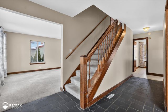 8454 Wesley Drive, Flushing Twp, MI 48433