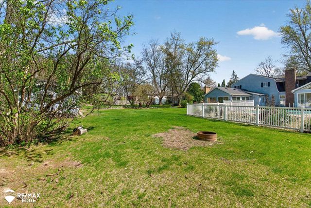 8454 Wesley Drive, Flushing Twp, MI 48433