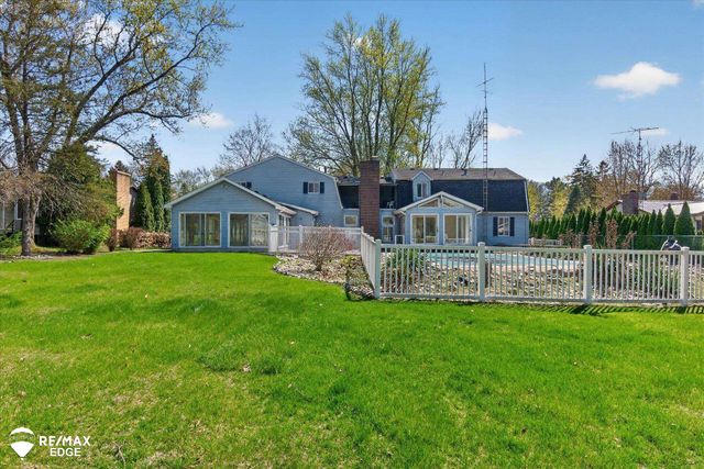 8454 Wesley Drive, Flushing Twp, MI 48433