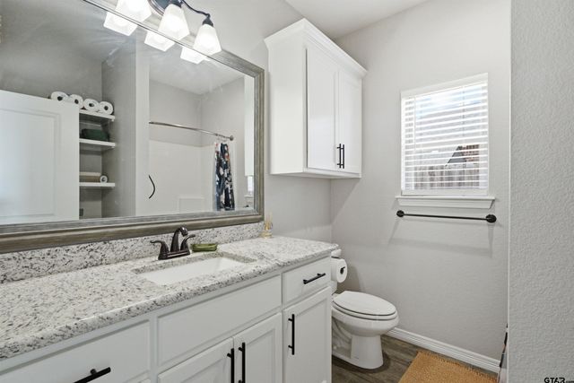 208 Patience, Lindale, TX 75771