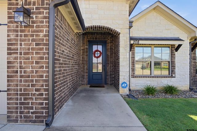 208 Patience, Lindale, TX 75771