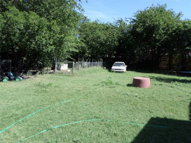 409 Holley Street, Everman, TX 76140