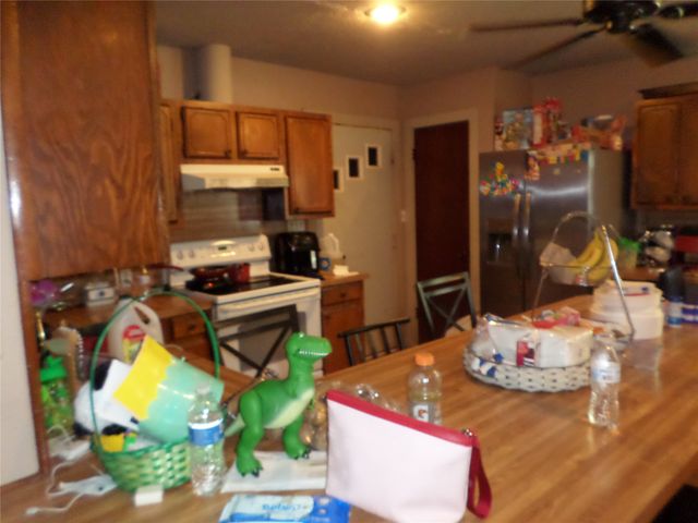 409 Holley Street, Everman, TX 76140