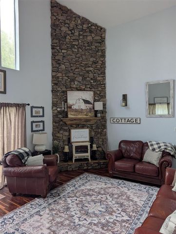 7083 SE 166TH AVENUE, Ocklawaha, FL 32179