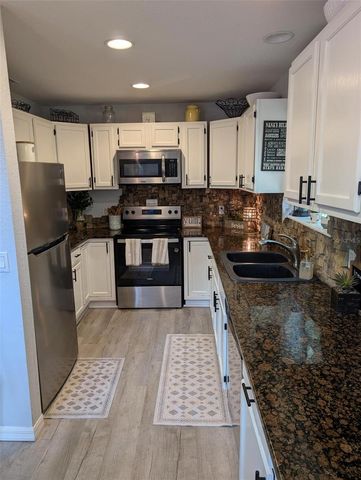 7083 SE 166TH AVENUE, Ocklawaha, FL 32179