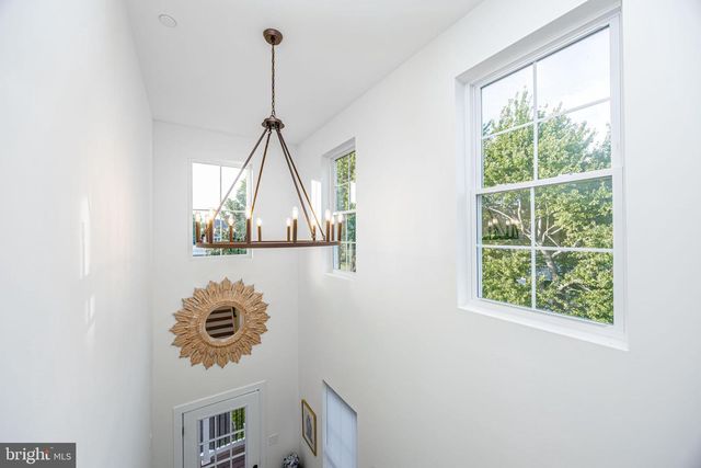 1117 CHESTER RD, Middle River, MD 21220