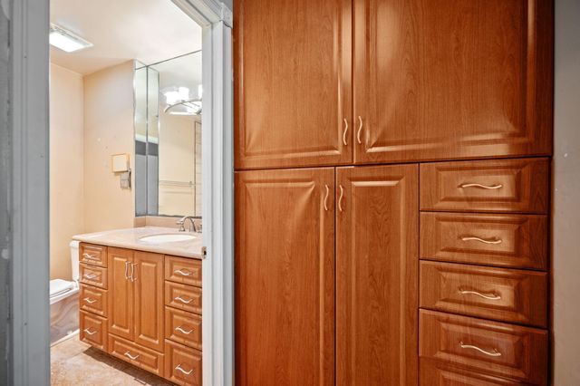 620 Commodore Drive, Plantation, FL 33325